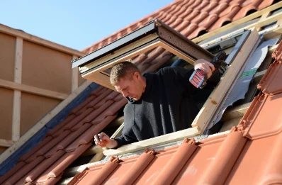 Pose de fenêtres de toit Velux à Martrois